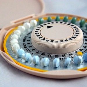 pigułki antykoncepcyjne (źródło: pinterest)