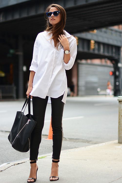 biała koszula i czarne spodnie